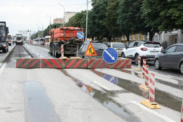 Движение на Первомайском проспекте изменилось из-за строительно-монтажных работ
