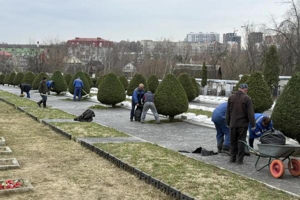 В Рязани стартовали сезонные работы по благоустройству