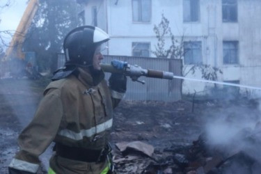 Крупный пожар в Касимове тушили 90 человек. Фото
