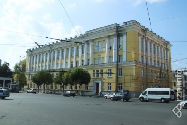 Преподаватель закрытого рязанского института культуры озаботилась судьбой уникальной библиотеки вуза