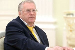 «Известия»: Жириновского вновь ввели в медикаментозную кому