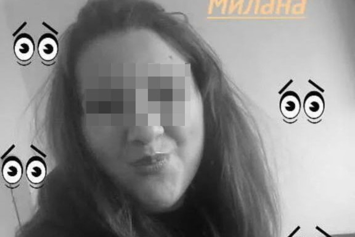 Когда парень не пишет. Мем когда написала ему первая. Первая не пишу. Парню пишет бывшая. Почему пишут бывшие девушки.