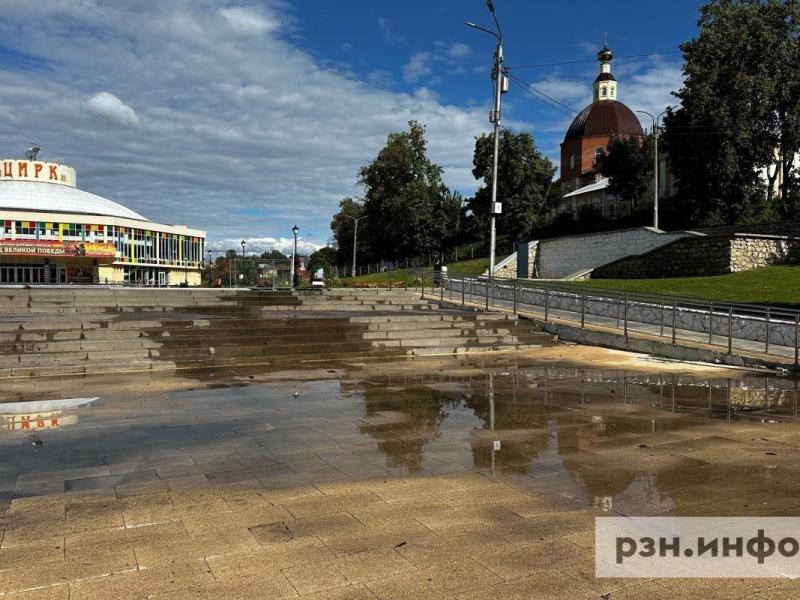 В «Водоканале» рассказали, почему затопило Лыбедский бульвар в Рязани