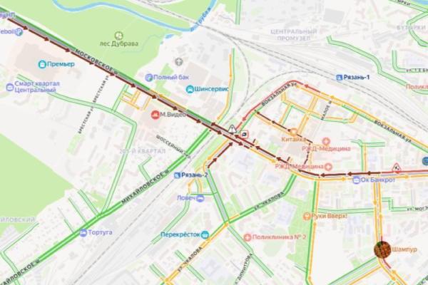 Рязань «встала» в крупную пробку из-за обрыва троллейбусных проводов
