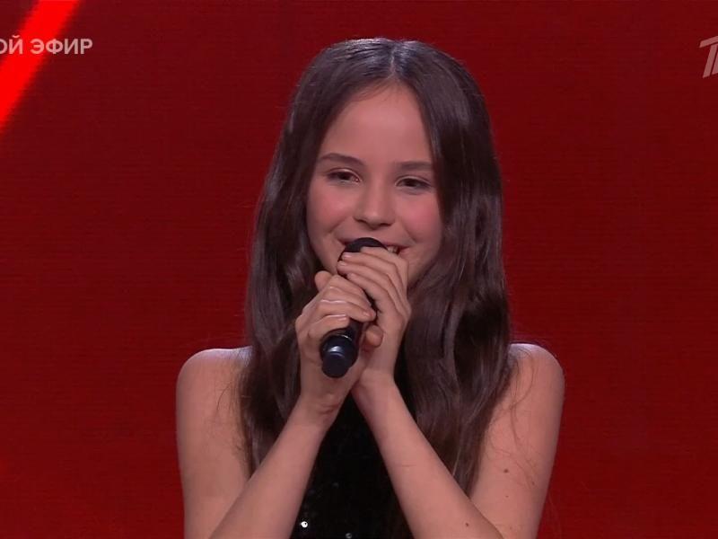 Школьница из Рязани в финале шоу «Голос. Дети» исполнила песню Уитни Хьюстон