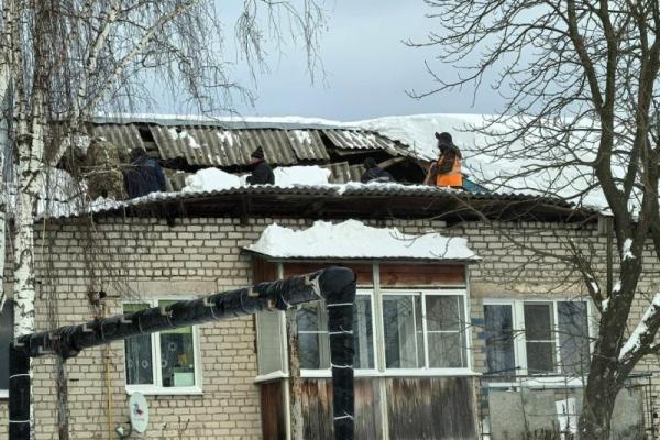 В одном из многоквартирных домов Рязанской области обвалилась крыша
