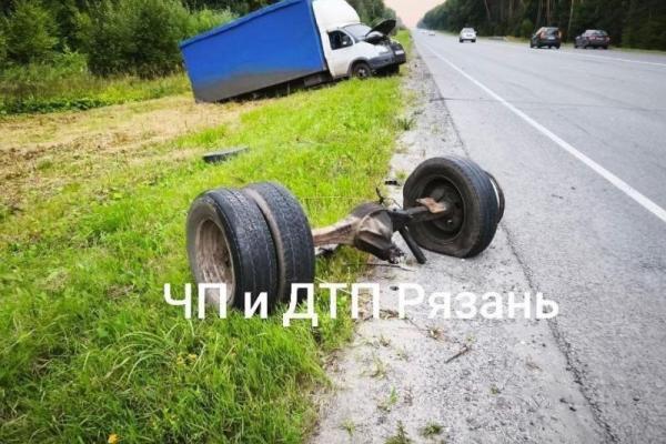Под Рязанью «Гранта» разбилась после столкновения с «Газелью»
