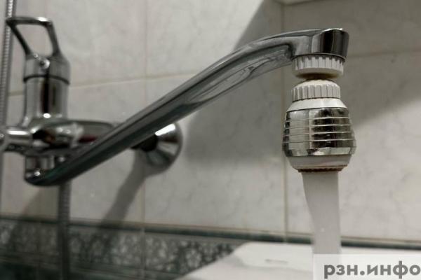 В Рязани массово отключили холодную воду