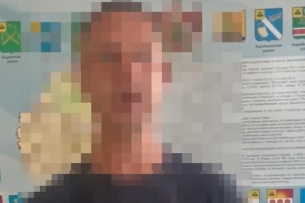 Рязанец, проехавший по улице Почтовой, извинился за сбитые клумбу и стенд