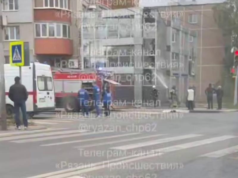 В МЧС прокомментировали пожар в офисном здании в Рязани