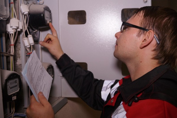 Поверить или заменить? Что делать, если у электросчетчика истек срок поверки