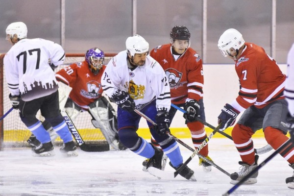 Крушение фаворитов: обзор 9-го тура во второй группе дивизиона 40+