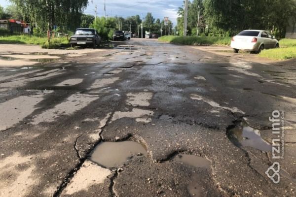 Рязанцы назвали самые убитые дороги в городе